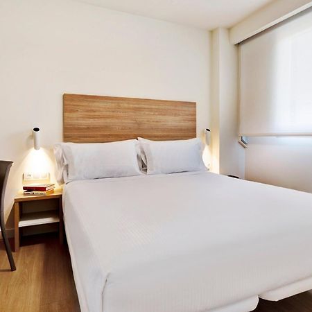 Sercotel Logrono Suites Exteriör bild