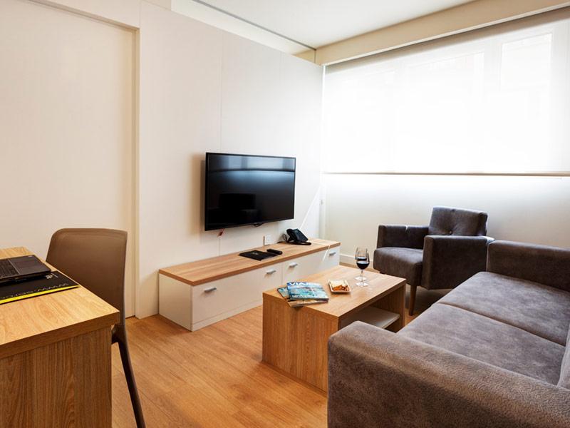 Sercotel Logrono Suites Exteriör bild