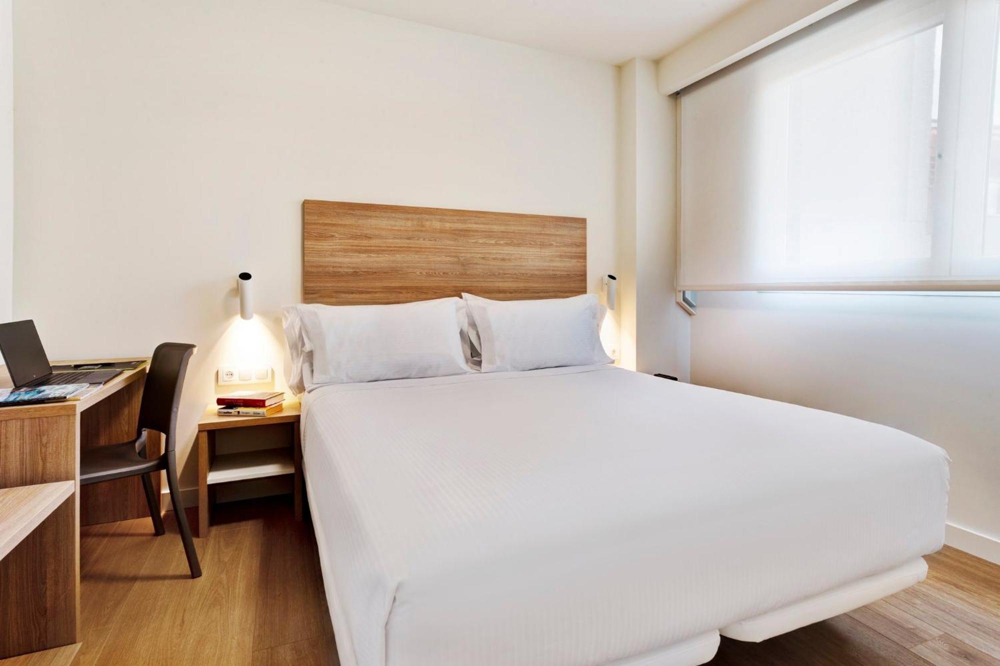 Sercotel Logrono Suites Exteriör bild