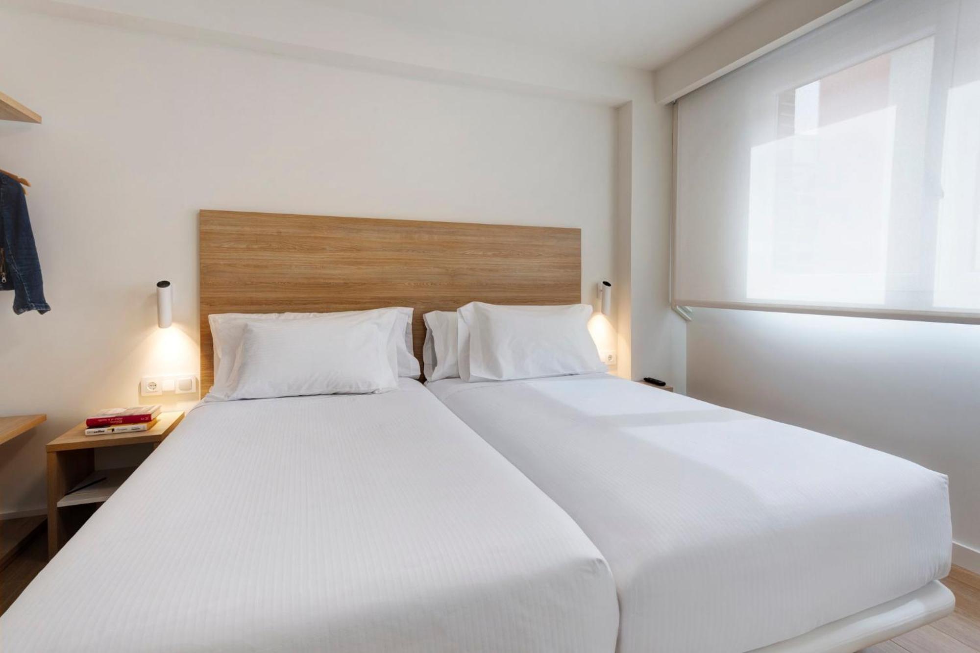 Sercotel Logrono Suites Exteriör bild