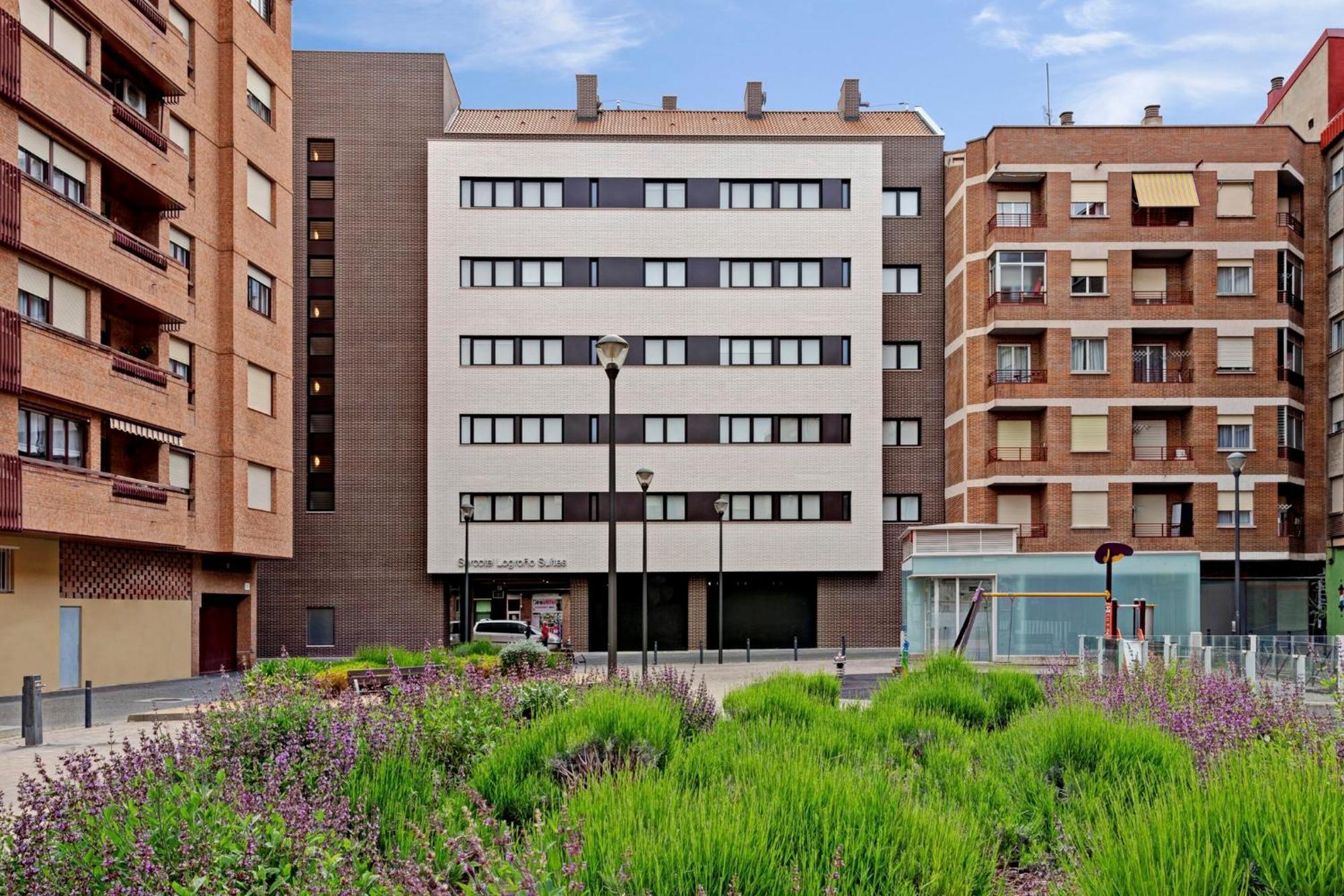 Sercotel Logrono Suites Exteriör bild