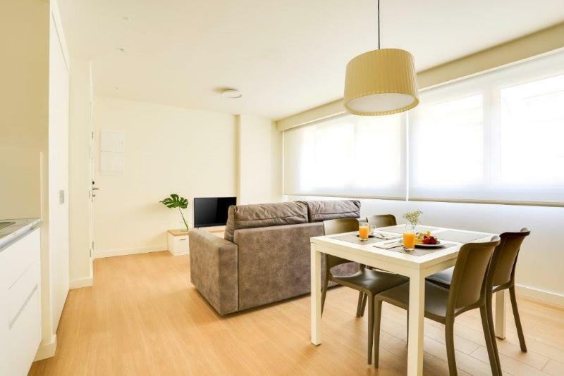 Sercotel Logrono Suites Exteriör bild